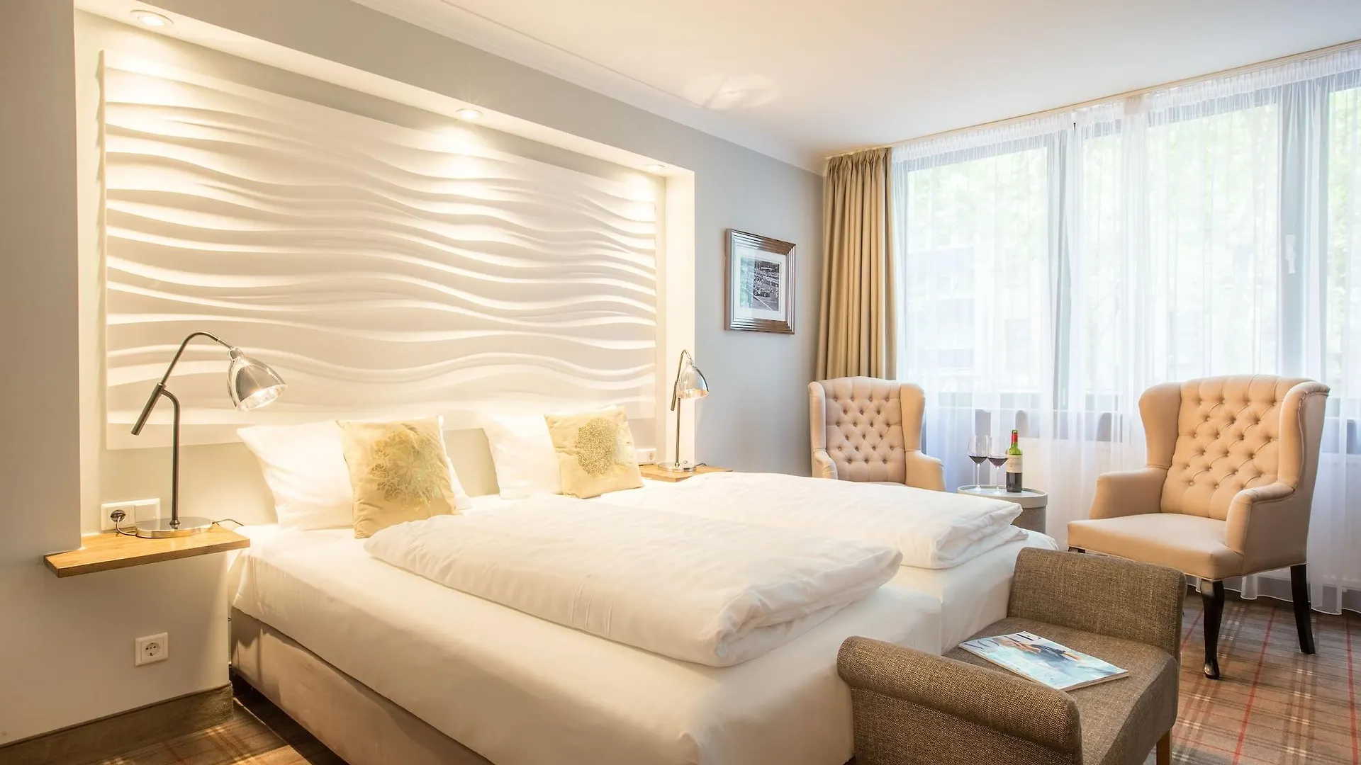 The Ascot Hotel Кёльн